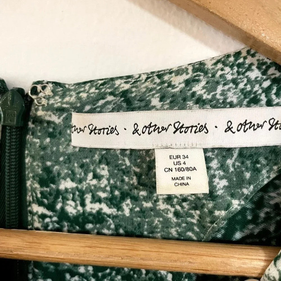 & Other Stories Green & White Speckled Shift Mini Dress Short Sleeve Size 4 - Picture 3 of 6